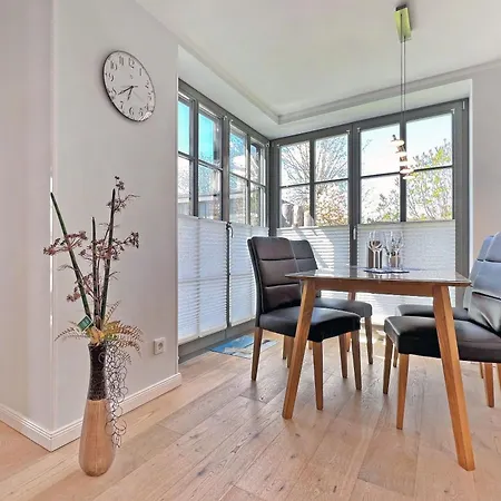 Wellenfluestern Zingst